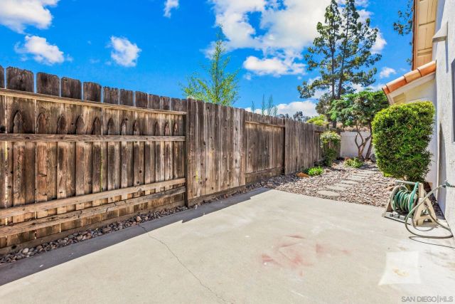 2102 Amorosa Glen, Escondido, CA 92026