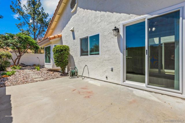 2102 Amorosa Glen, Escondido, CA 92026