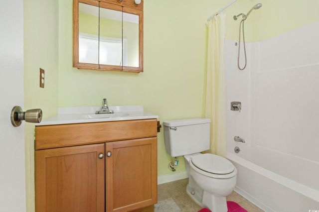 2000 Greens Blvd Apt 18D, Myrtle Beach, SC 29577