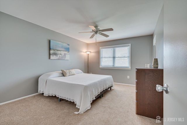 7 Kansas Court, Old Bridge, NJ 07747