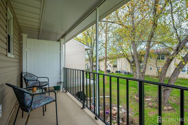 7 Kansas Court, Old Bridge, NJ 07747