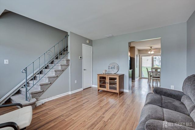 7 Kansas Court, Old Bridge, NJ 07747