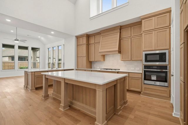 445 Soaring Sparrow Trail, Katy, TX 77493