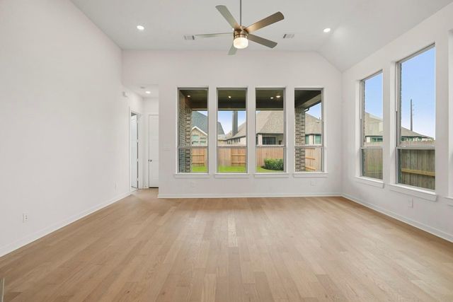 445 Soaring Sparrow Trail, Katy, TX 77493