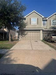 6213 Stoney Creek Drive, Pasadena, TX 77503