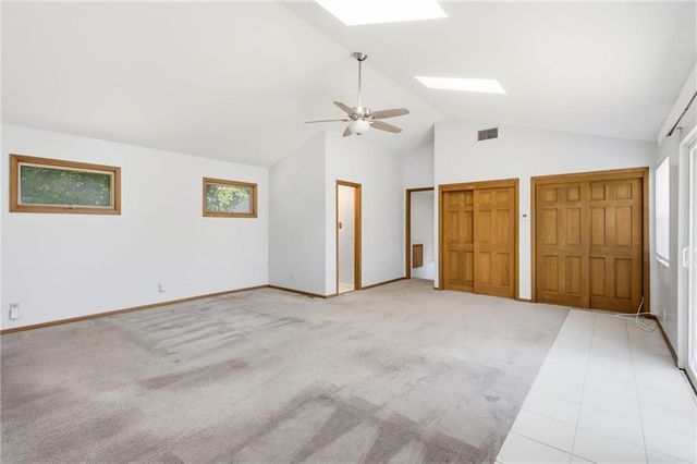 5619 FARROW Avenue, Kansas City, KS 66104