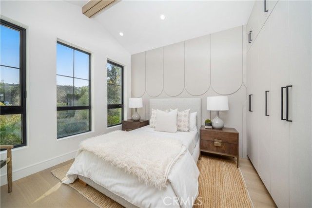 12207 Valleyheart Drive, Studio City (los Angeles), CA 91604