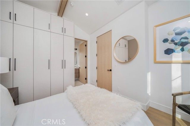 12207 Valleyheart Drive, Studio City (los Angeles), CA 91604