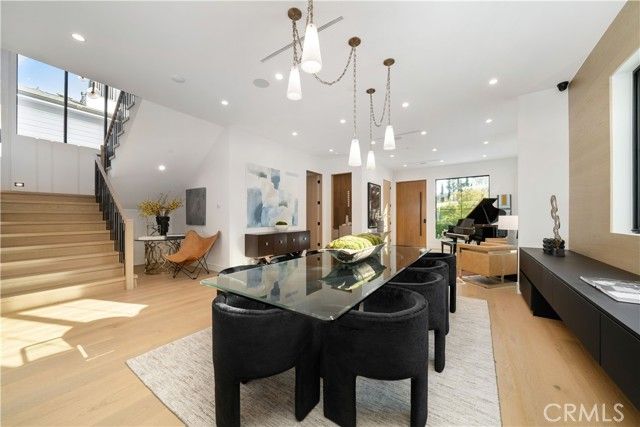 12207 Valleyheart Drive, Studio City (los Angeles), CA 91604