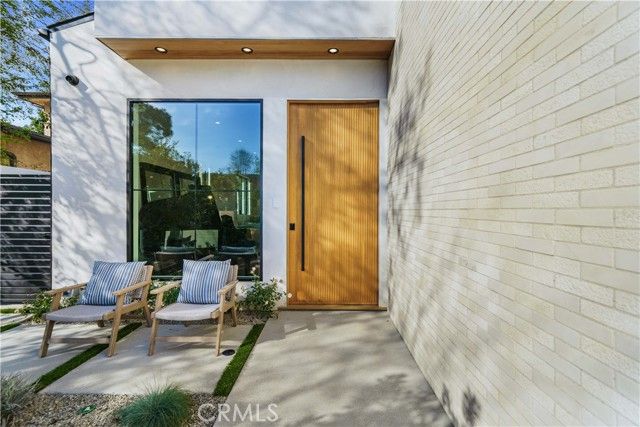 12207 Valleyheart Drive, Studio City (los Angeles), CA 91604