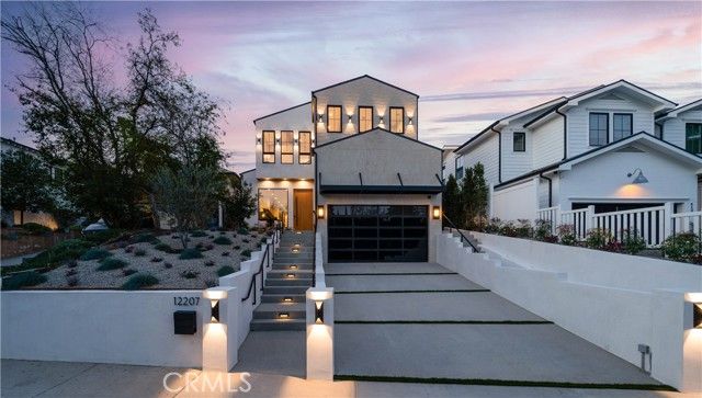 12207 Valleyheart Drive, Studio City (los Angeles), CA 91604