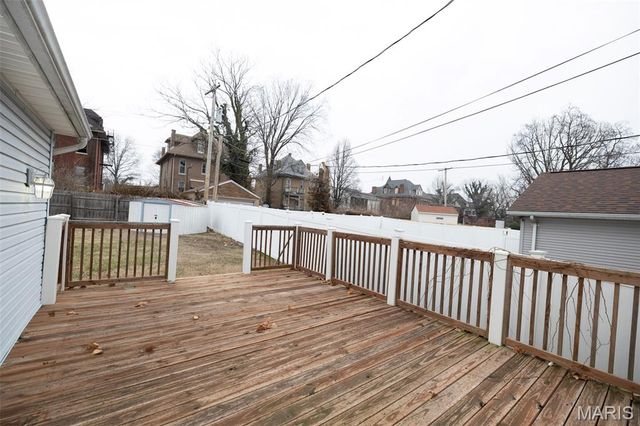 5439 Vernon Avenue, St Louis, MO 63112