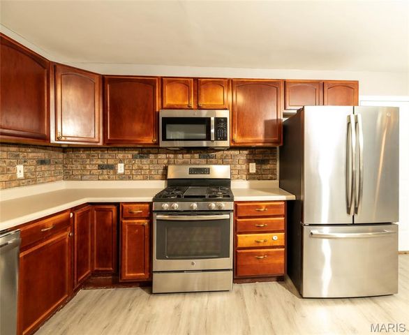 5439 Vernon Avenue, St Louis, MO 63112