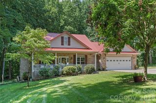 2017 Cameron Heights Circle, Denver, NC 28037