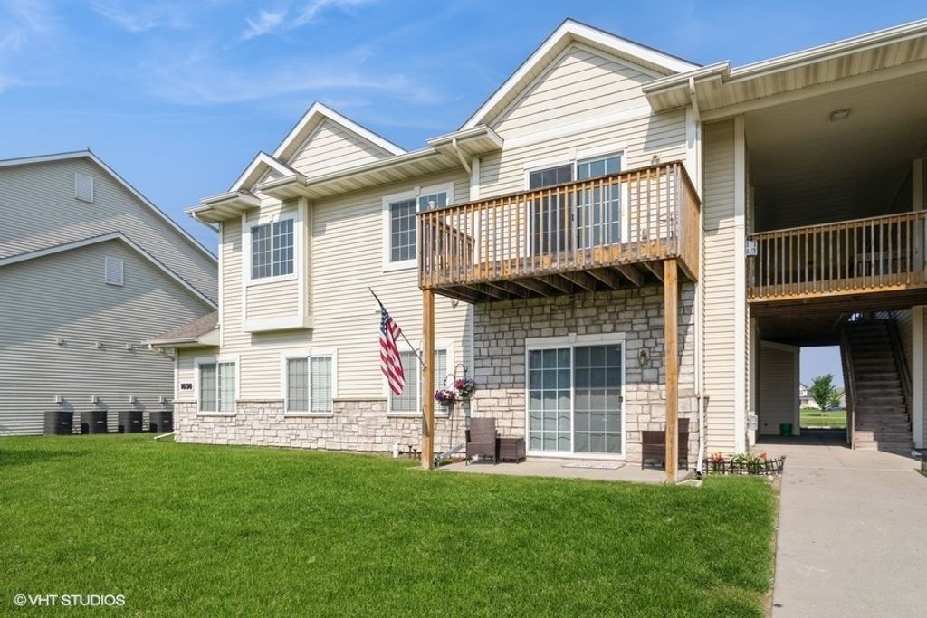 1636 NW Prairie Lakes Drive 2, Ankeny, IA 50023