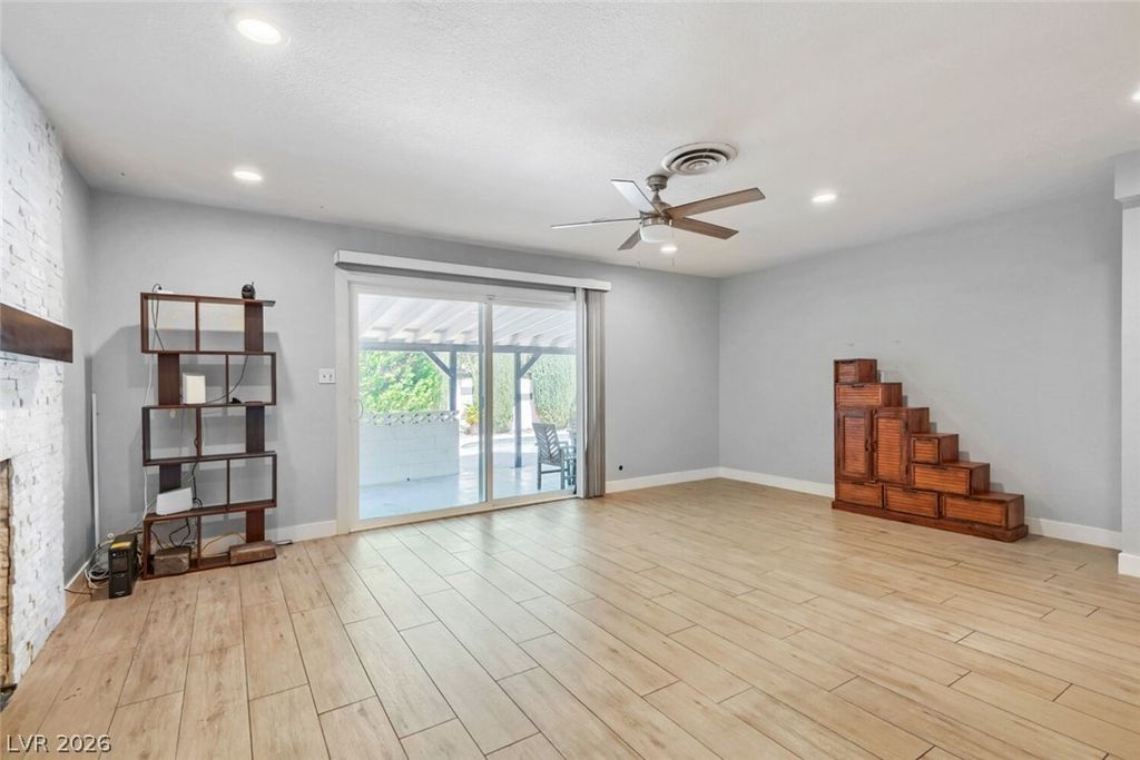 3908 El Jardin Avenue, Las Vegas, NV 89102 — photo 5