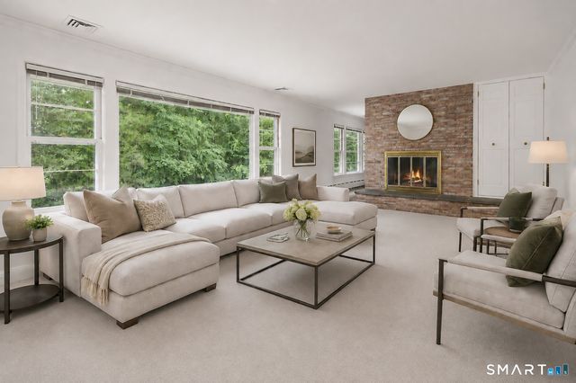 79 Janes Lane, Stamford, CT 06903