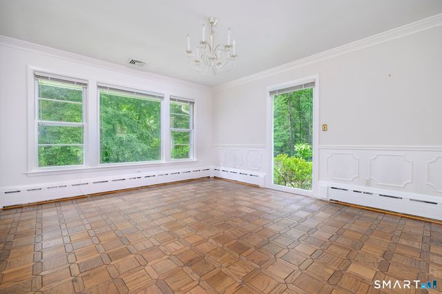 79 Janes Lane, Stamford, CT 06903