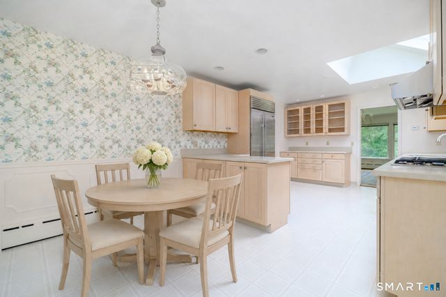 79 Janes Lane, Stamford, CT 06903