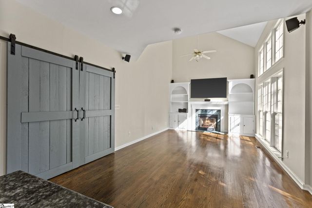 17 Halehaven Drive, Simpsonville, SC 29681