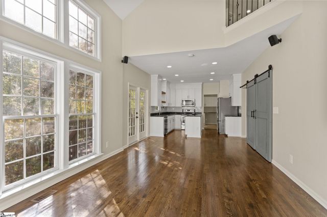 17 Halehaven Drive, Simpsonville, SC 29681