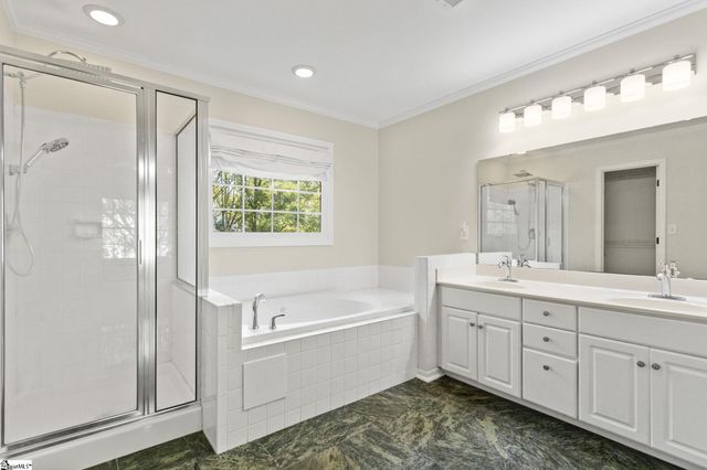 17 Halehaven Drive, Simpsonville, SC 29681