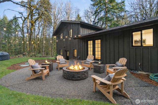 5310 Camelot Drive SW, Olympia, WA 98512