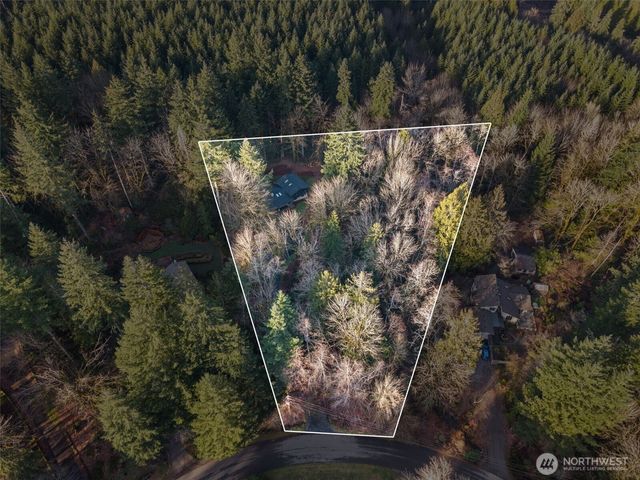 5310 Camelot Drive SW, Olympia, WA 98512