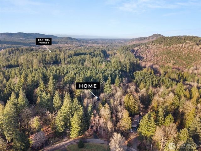 5310 Camelot Drive SW, Olympia, WA 98512