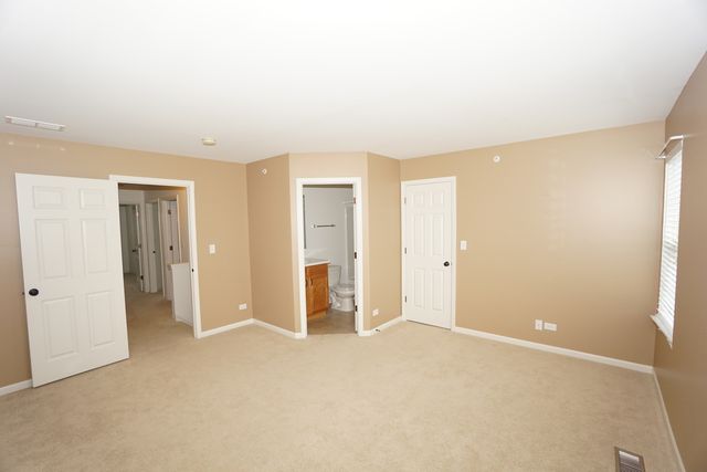 210 Portage Lane D, Yorkville, IL 60560
