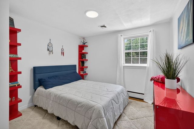 15 Lovejoy Rd, Andover, MA 01810