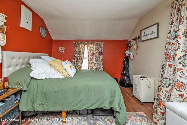 525 N Magnolia Avenue, Lansing, MI 48912