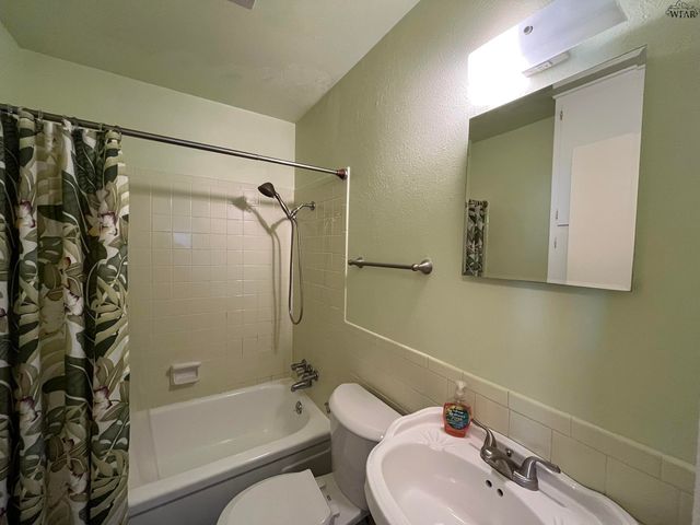 4723 NORTHSHORE DRIVE, Wichita Falls, TX 76310