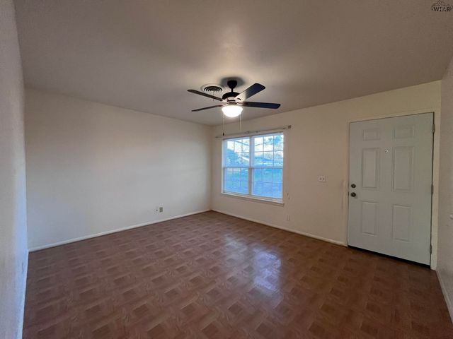 4723 NORTHSHORE DRIVE, Wichita Falls, TX 76310