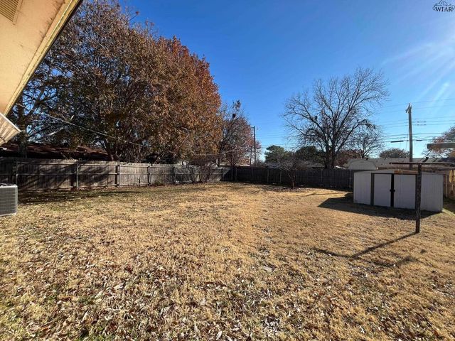 4723 NORTHSHORE DRIVE, Wichita Falls, TX 76310