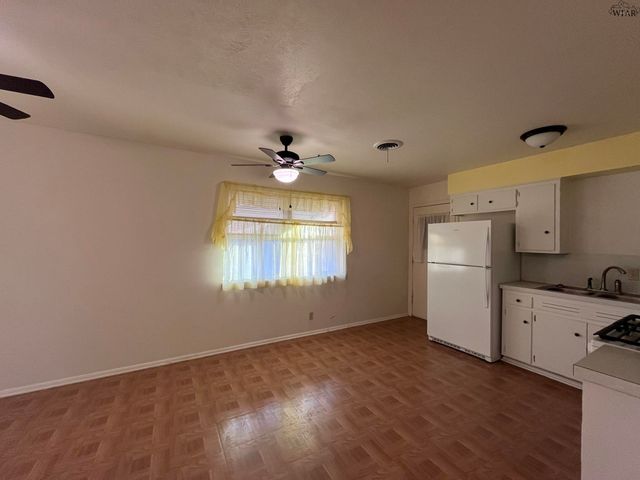 4723 NORTHSHORE DRIVE, Wichita Falls, TX 76310