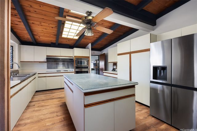 1451 Onipaa Street, Honolulu, HI 96819