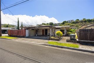 1451 Onipaa Street, Honolulu, HI 96819