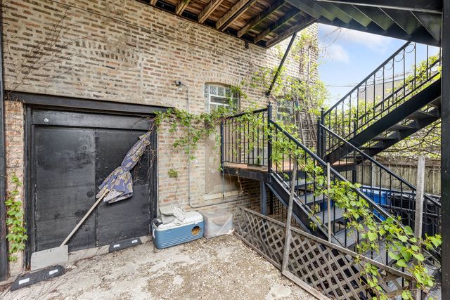1310 N Clybourn Avenue, Chicago, IL 60610