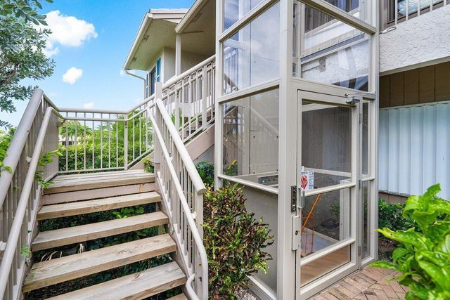 69 Eastgate Drive Unit D, Boynton Beach, FL 33436