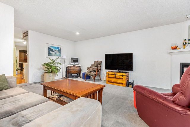 1237 W NICOLET CIRCLE, Appleton, WI 54914