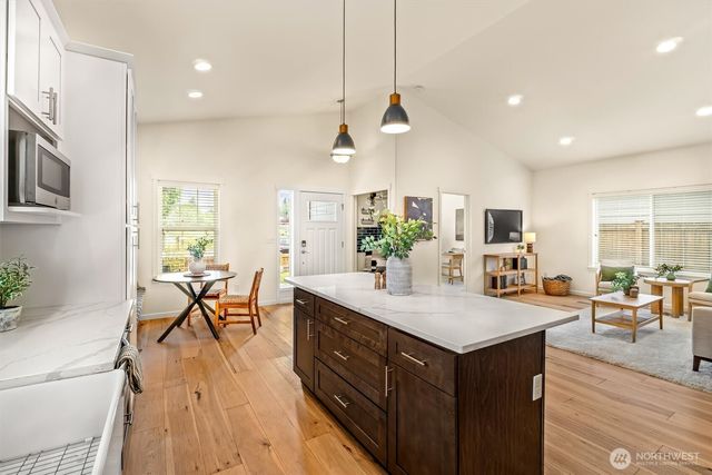 312 N French Avenue, Arlington, WA 98223