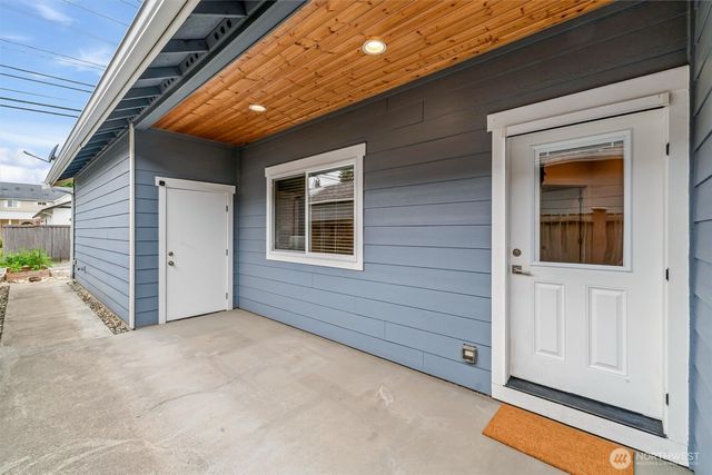 312 N French Avenue, Arlington, WA 98223