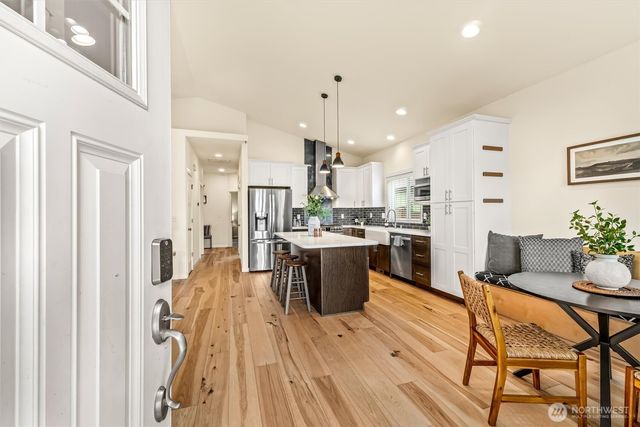 312 N French Avenue, Arlington, WA 98223