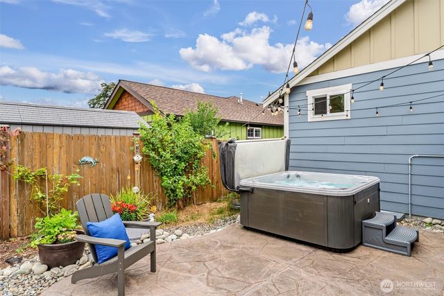 312 N French Avenue, Arlington, WA 98223