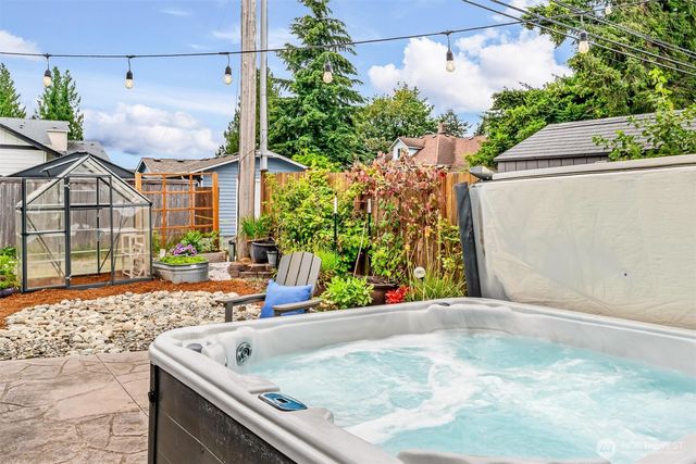 312 N French Avenue, Arlington, WA 98223