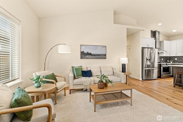 312 N French Avenue, Arlington, WA 98223