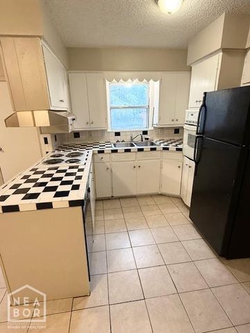 3012 Kingsbury, Jonesboro, AR 72401