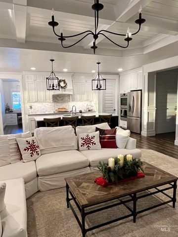 4881 N Bolsena Ave, Meridian, ID 83646