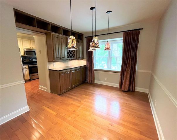 82 Montre Square NW, Atlanta, GA 30327